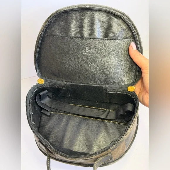 Vintage Fendi Pequin Coated Canvas Vanity Case - Picture 11 of 12